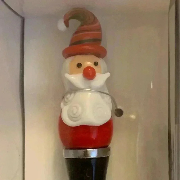 6" Santa Claus Hand Blown Glass Wine Bottle Stoppe - Picture 2 of 4